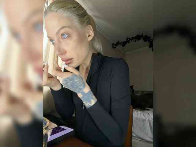 Alina666Mistress webcam