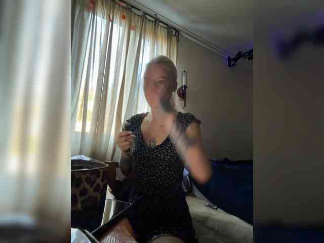 Alina666Mistress webcam