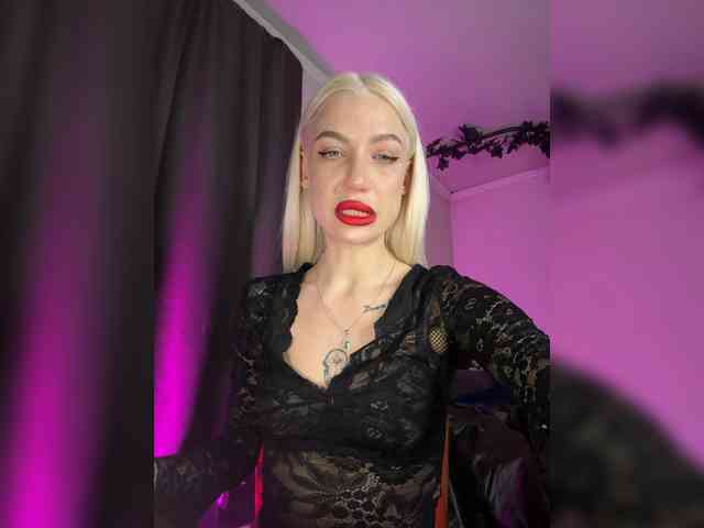 Alina666Mistress webcam