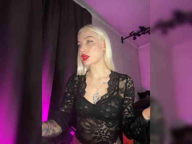 Alina666Mistress webcam