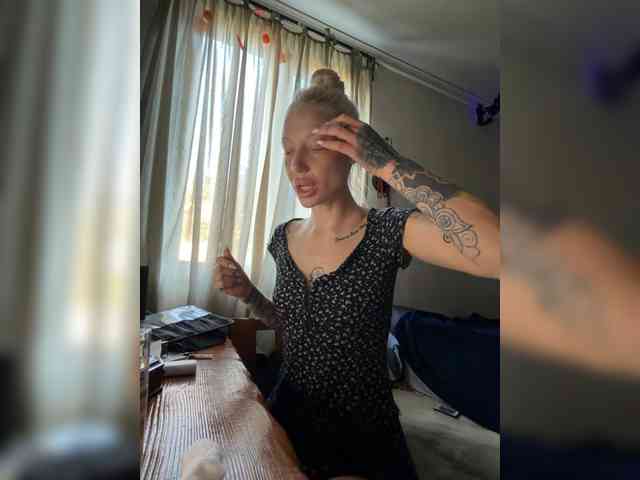 Alina666Mistress webcam