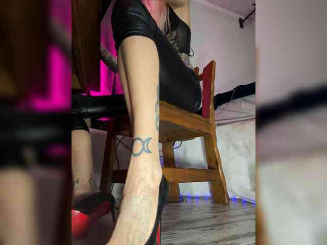 Alina666Mistress webcam