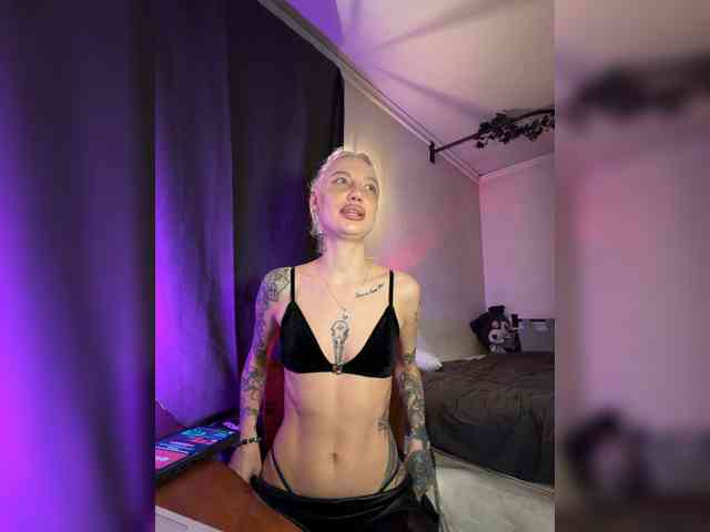 Alina666Mistress webcam