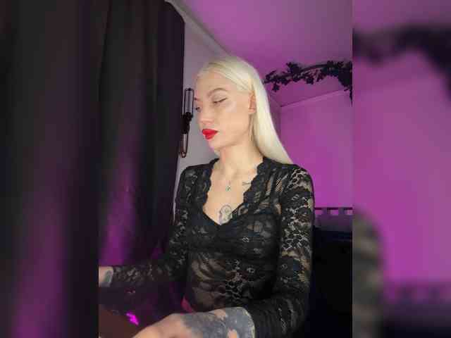 Alina666Mistress webcam