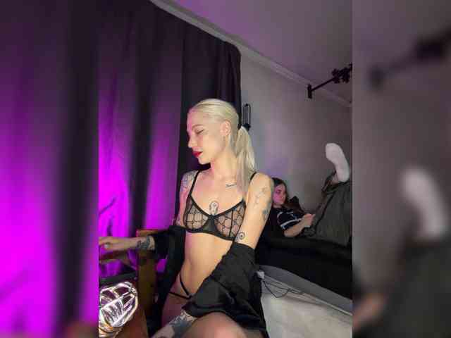 Alina666Mistress webcam