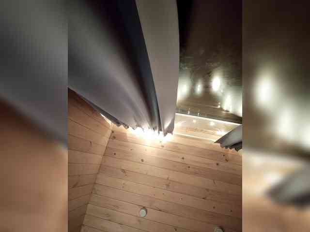 Kroxa27gypo77f webcam