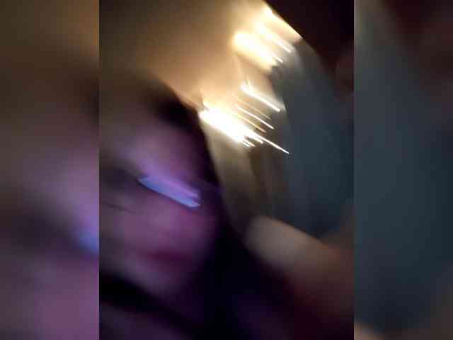 Kroxa27gypo77f webcam