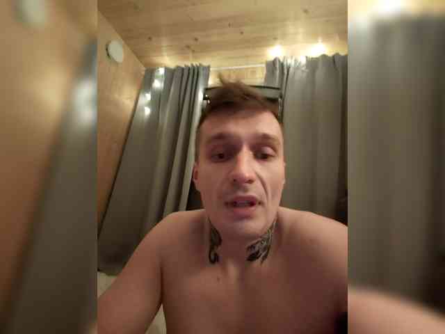 Kroxa27gypo77f webcam