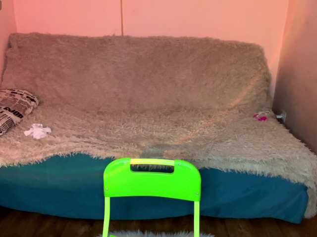 HollieDurand's BongaCams show and profile