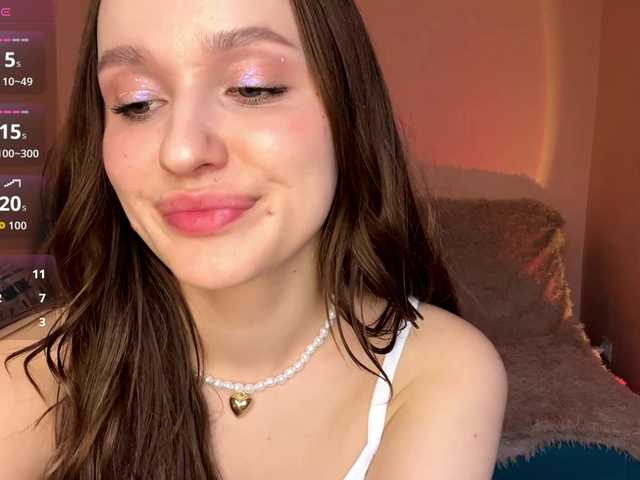 HollieDurand's BongaCams show and profile