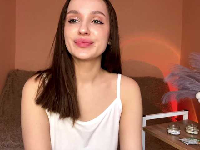 HollieDurand's BongaCams show and profile