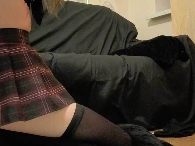 Sexy-Fox69's BongaCams show and profile