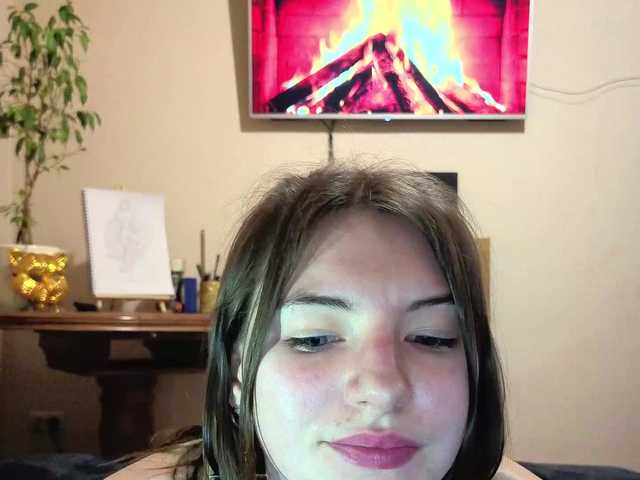 Sexy-Fox69's BongaCams show and profile