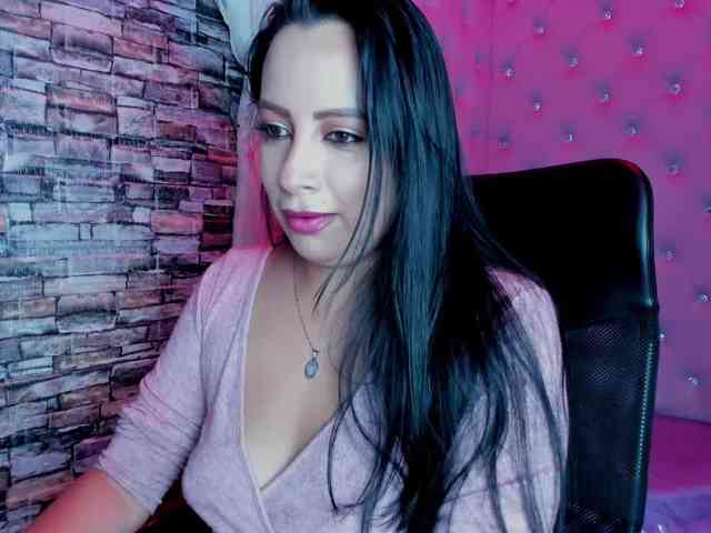 Ashleymontenegro webcam