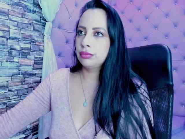 Ashleymontenegro webcam