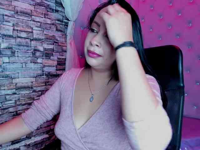 Ashleymontenegro webcam