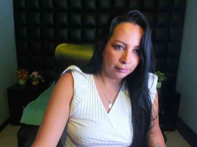 Ashleymontenegro webcam