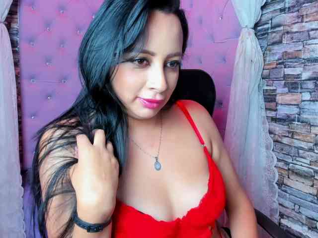 Ashleymontenegro webcam