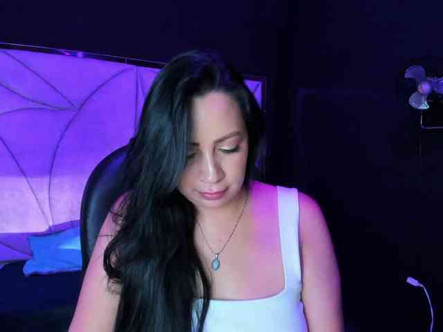 Ashleymontenegro webcam