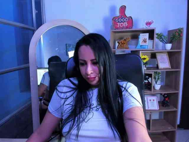 Ashleymontenegro webcam