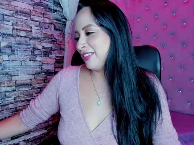 Ashleymontenegro webcam