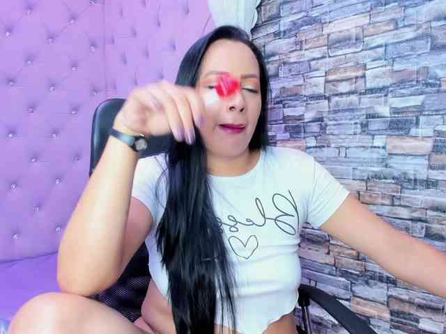 Ashleymontenegro webcam