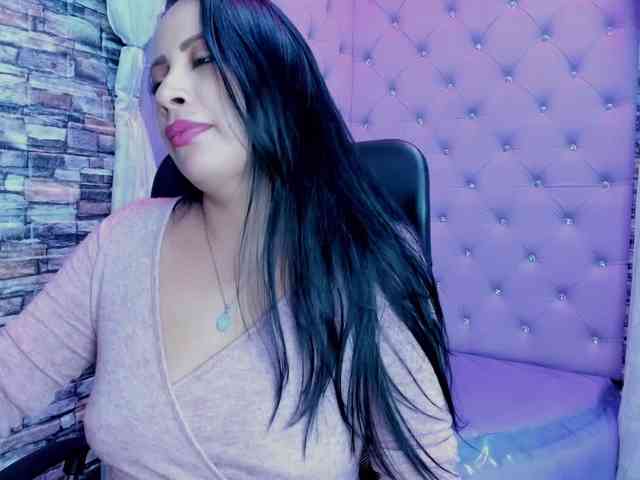 Ashleymontenegro webcam