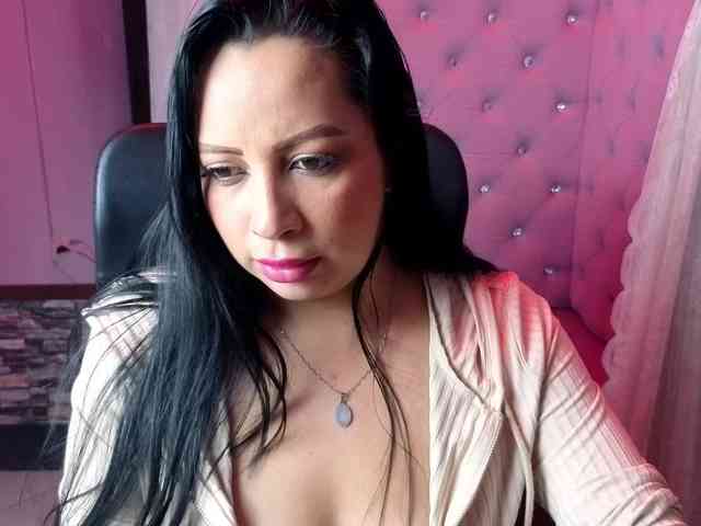 Ashleymontenegro webcam