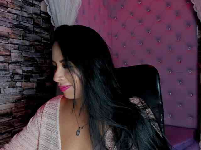 Ashleymontenegro webcam