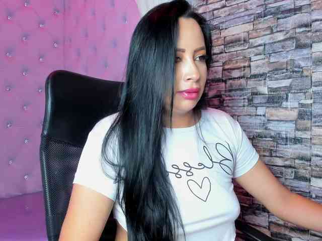 Ashleymontenegro webcam