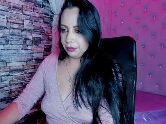 Ashleymontenegro webcam