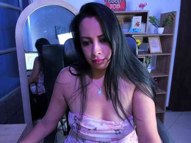 Ashleymontenegro webcam