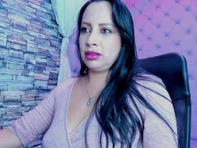 Ashleymontenegro webcam