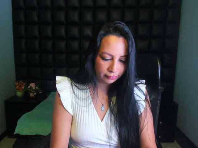 Ashleymontenegro webcam