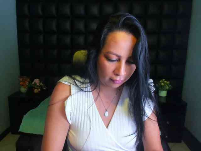 Ashleymontenegro webcam