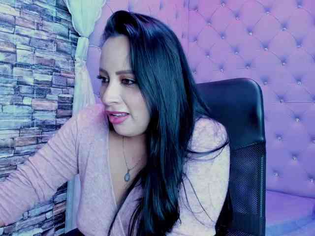 Ashleymontenegro webcam