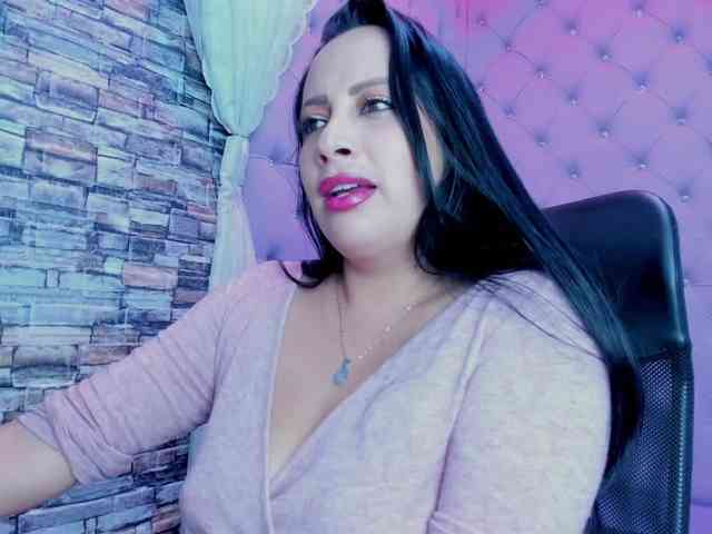 Ashleymontenegro webcam