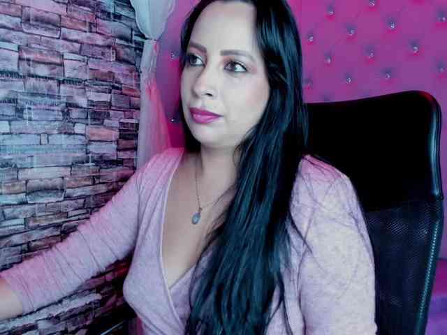 Ashleymontenegro webcam