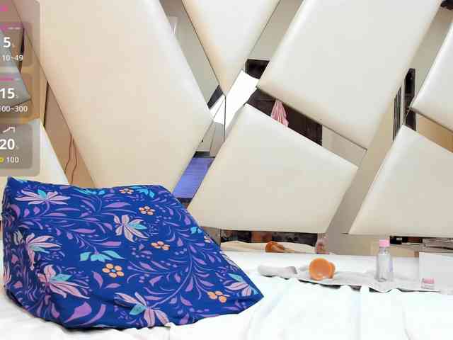 AlexandraHarmon webcam