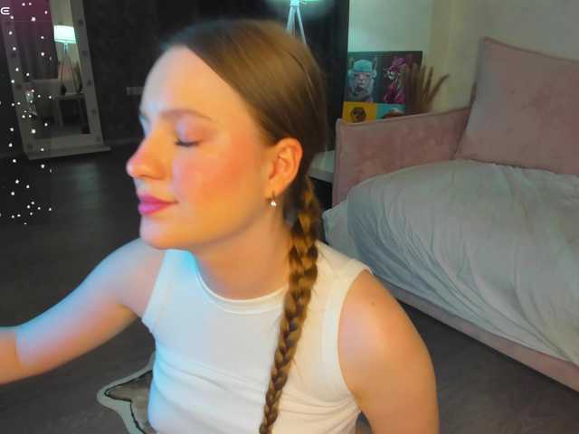 Candy-Cansew's BongaCams show and profile