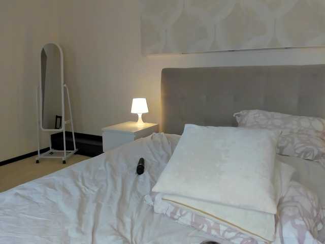 Candy-Cansew's BongaCams show and profile