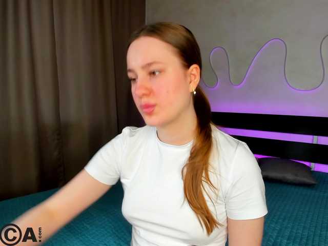 Candy-Cansew's BongaCams show and profile