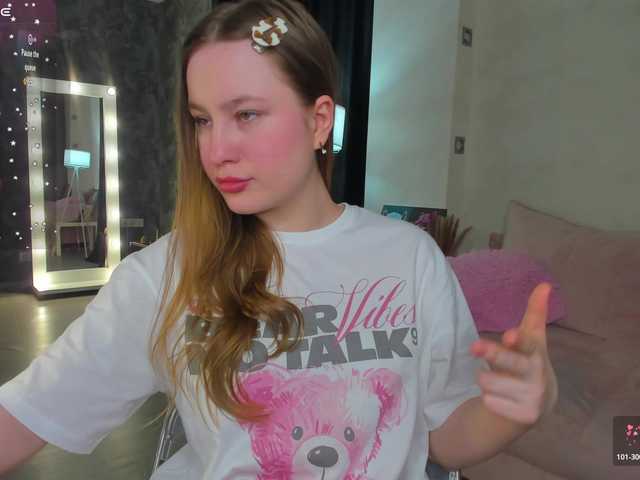 Candy-Cansew's BongaCams show and profile