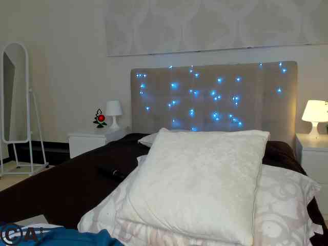 Candy-Cansew Candy-Cansew