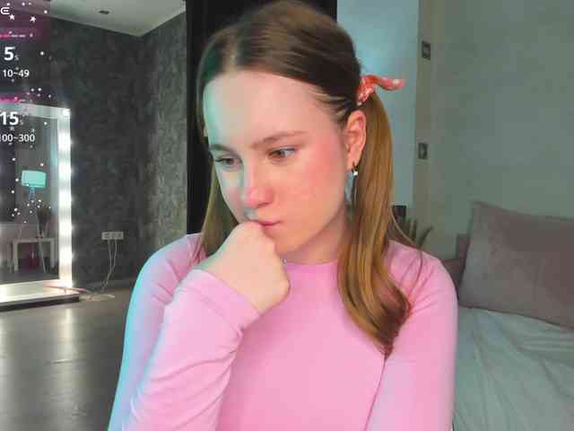 Candy-Cansew Live Webcam on BongaCams