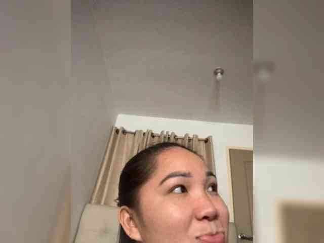 Wildrose01 Live Webcam on BongaCams