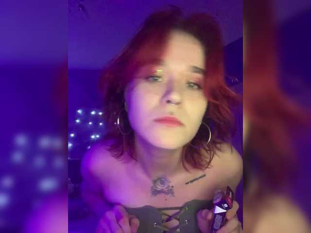 Mia-sweet's BongaCams show and profile