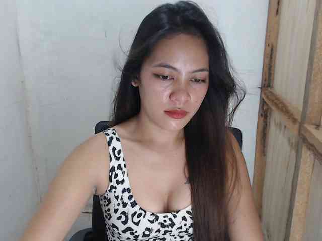 MidnightDesire19 webcam