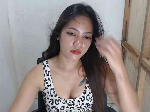 MidnightDesire19 webcam