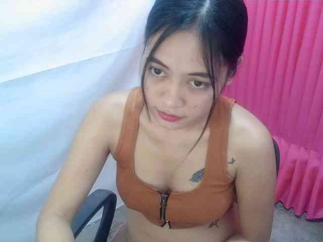 MidnightDesire19 webcam